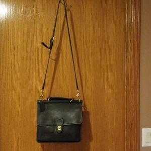 Vintage Coach Willis crossbody purse